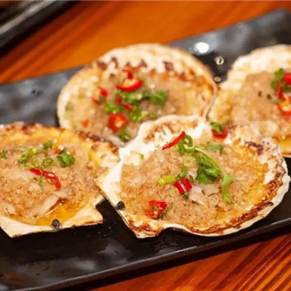 VIERAS CON SALSA DE AJO