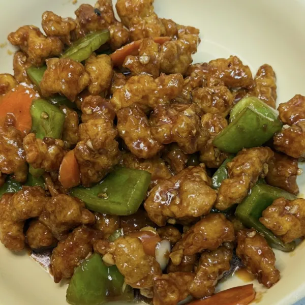 Cerdo salteado con salsa agridulce