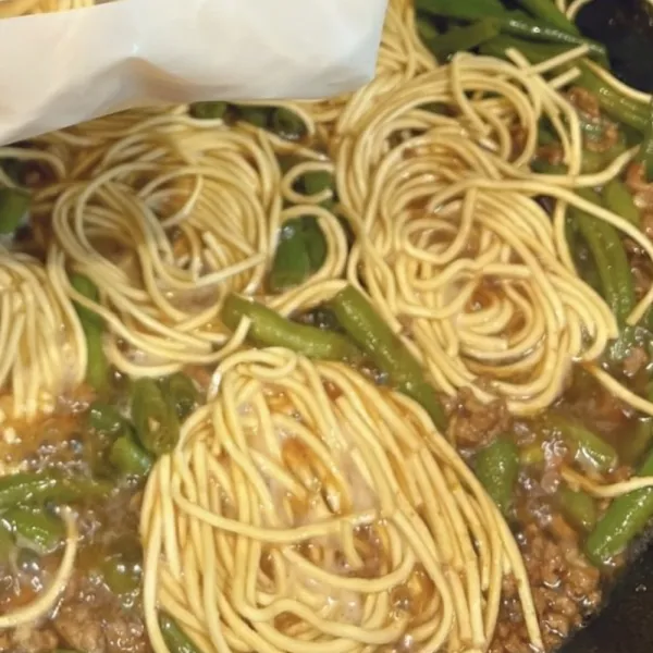 Fideos guisados